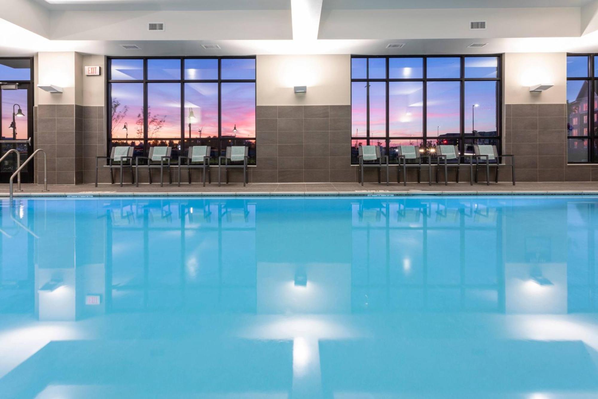 Springhill Suites Minneapolis Maple Grove/Arbor Lakes Екстер'єр фото