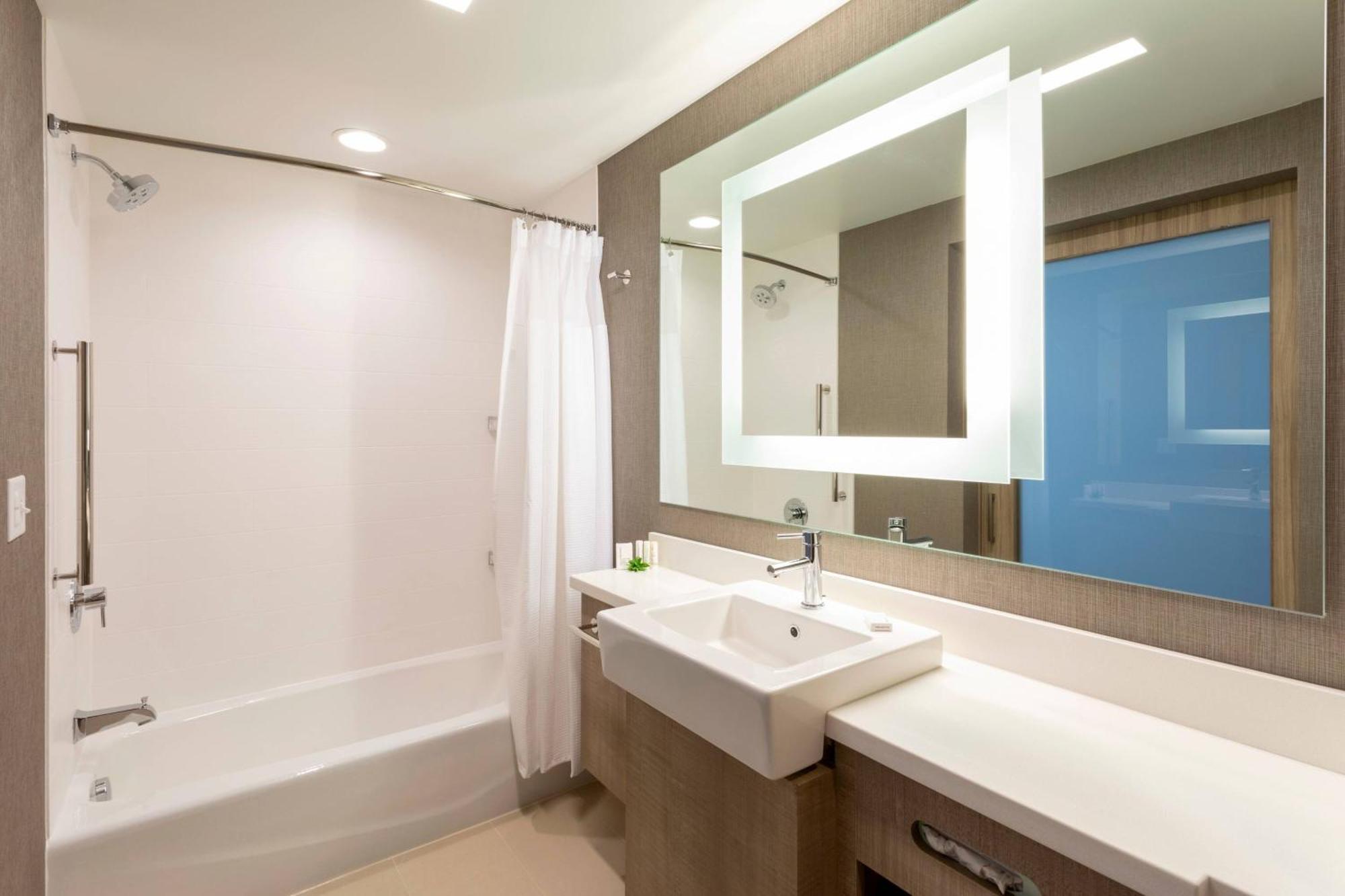 Springhill Suites Minneapolis Maple Grove/Arbor Lakes Екстер'єр фото